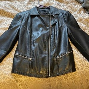 all zippers work and fits well but not quite my style anymore